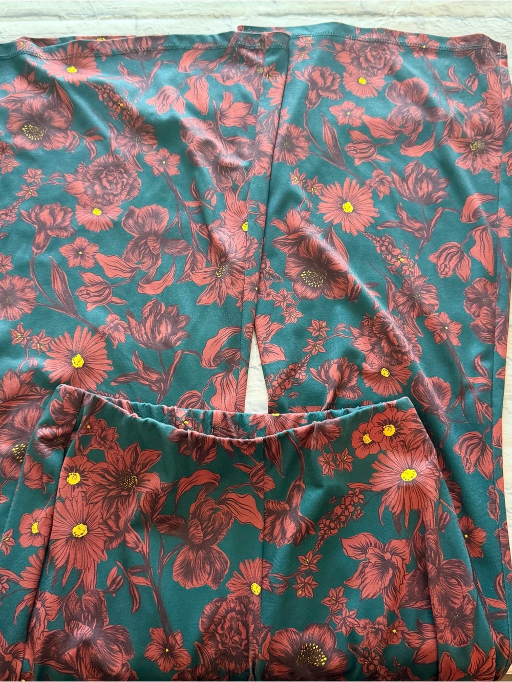 Zara Pants M | NWOT Floral Flare 70s Retro